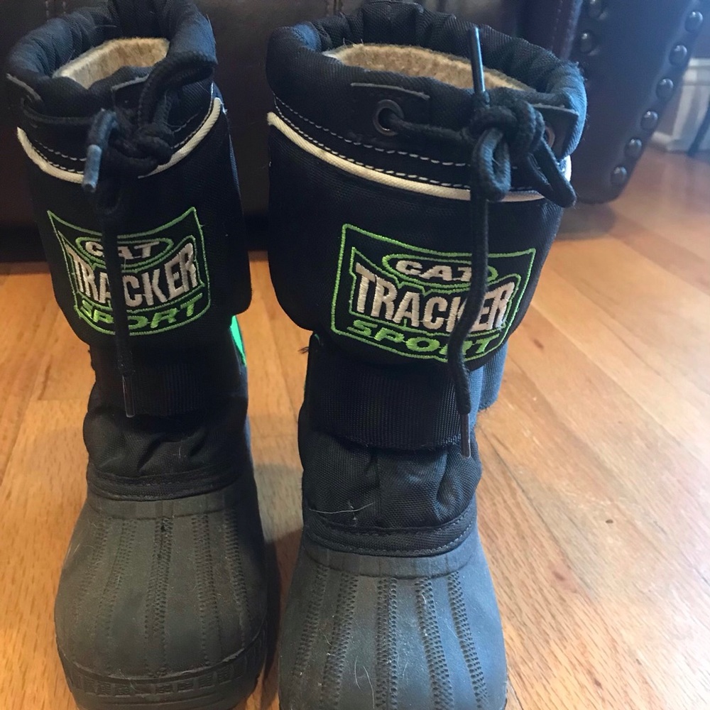 Arctic cat youth boots size 12